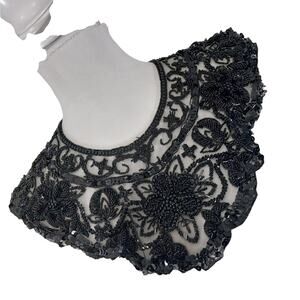 STUNNING VINTAGE BLACK BEADED & SEQUINNED, DAZZLING NET BASED COLLAR! 17" NECK!